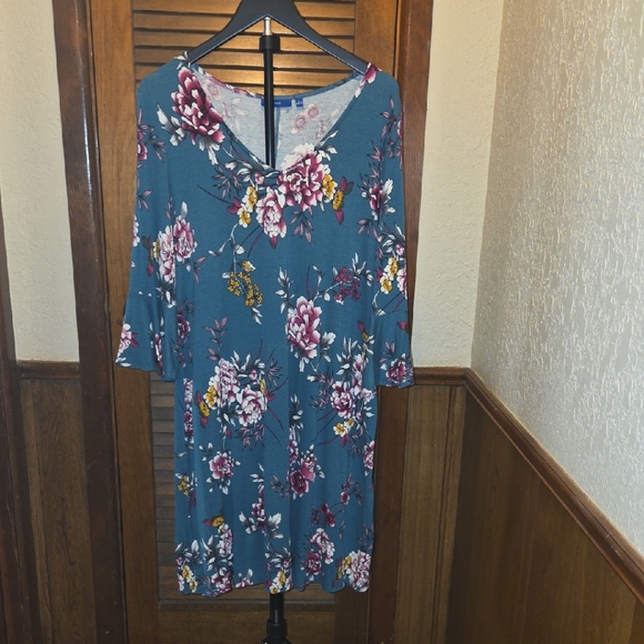 Apt. 9 Dresses & Skirts - Apt. 9 Teal and Pink Floral Long Sleeve Dress